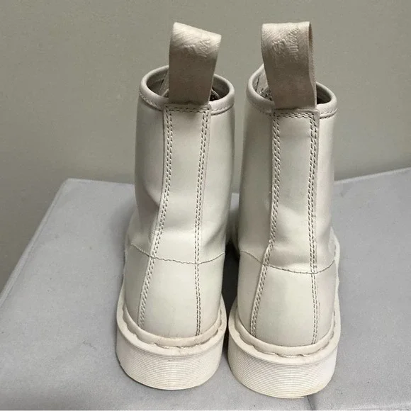 Dr. Martens White Ankle Boots Timeless Style - Picture 5 of 10